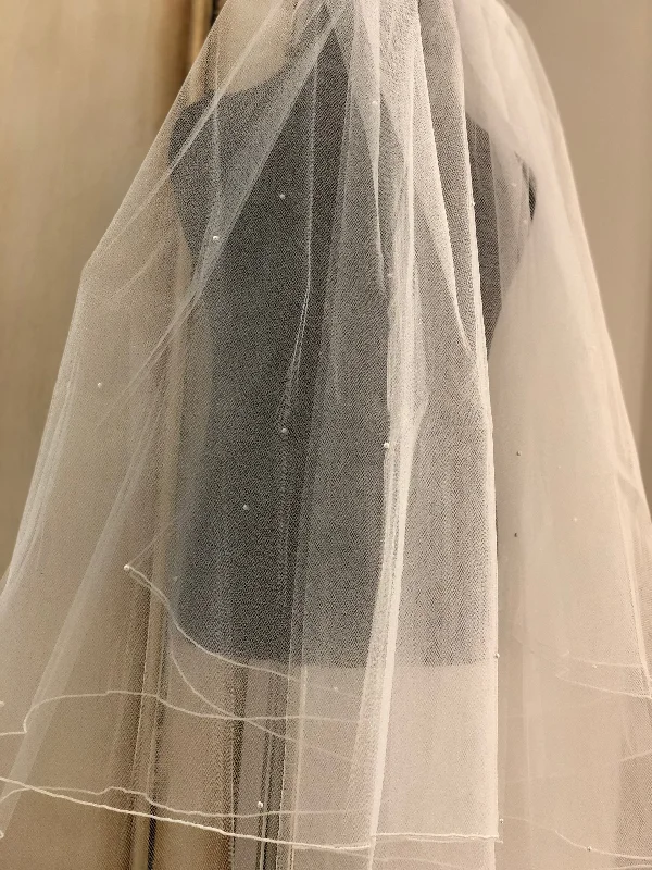 flowy maxi dressMerrow Edge and Pearl Veil