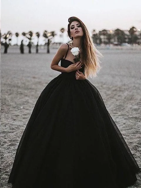 Daily Specials Black Prom Dresses Spaghetti Straps Floor-length Long Ball Gown Prom Dress JKL1386 Daily Specials Black Prom Dresses Spaghetti Straps Floor-length Long Ball Gown Prom Dress JKL1386