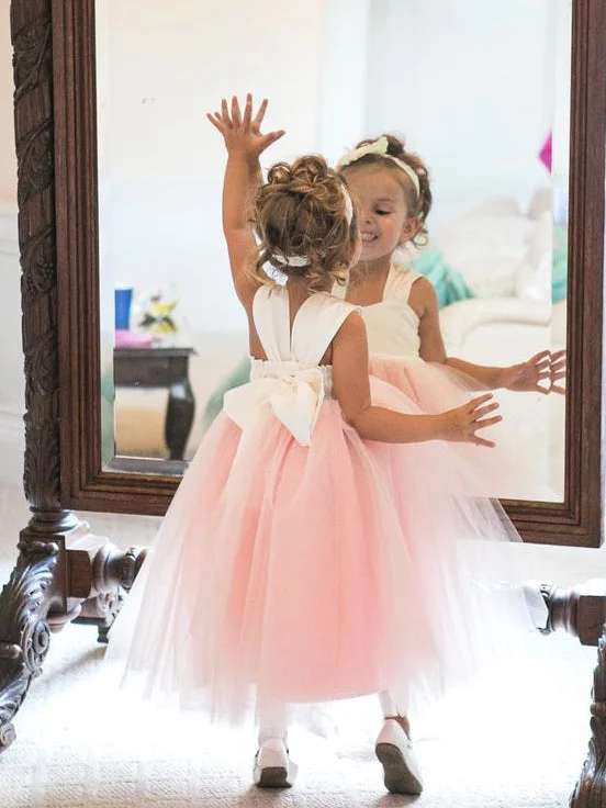 midi dressAdorable Toddler Pink Tulle Flower Girl Dress with Ribbon