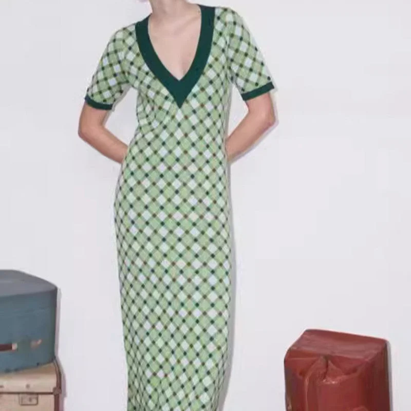 wrap dressGreen Plaid Retro V-neck Knitted Mid-length Dress