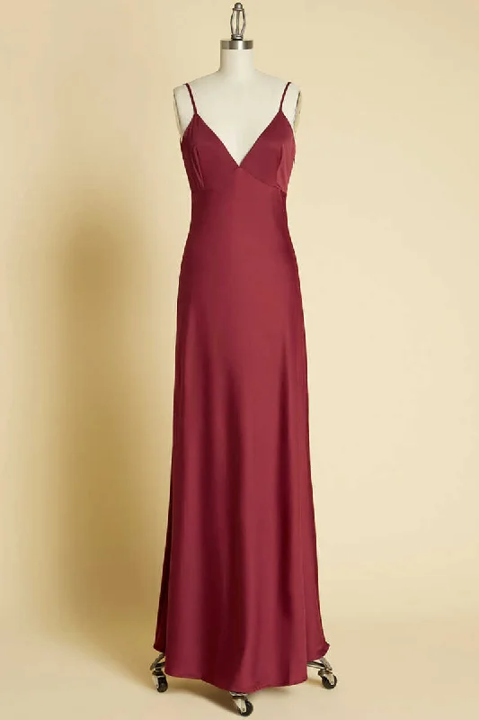 classic fit-and-flare dressSimple Burgundy V-Neck Backless Long Formal Dress