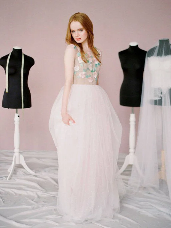 Season Finale Sale Beautiful Prom Dresses Aline Scoop Short Train Floral Embroidery Long Prom Dress JKL1406 Season Finale Sale Beautiful Prom Dresses Aline Scoop Short Train Floral Embroidery Long Prom Dress JKL1406