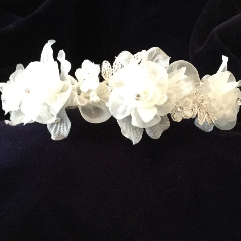 comfy maxi dressOrganza Flower Headpiece