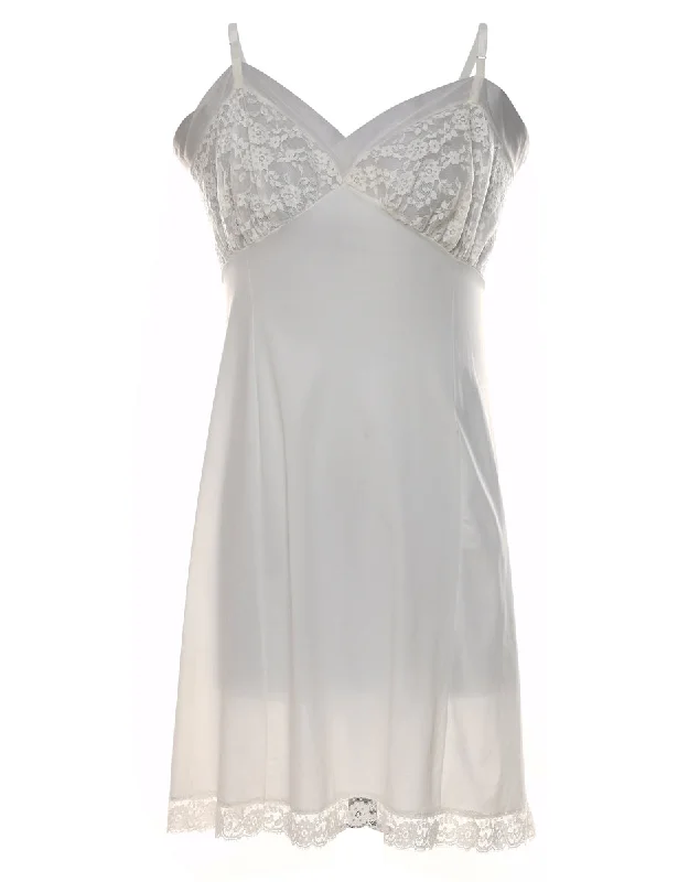 windproof jacketWhite Lace Slip Dress - S