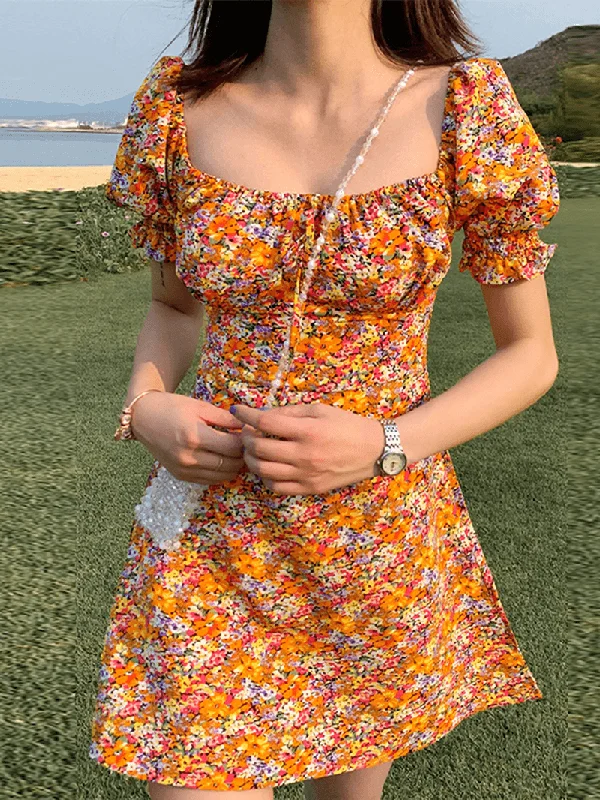 off-shoulder dressWomen Maid Square Neck Puff Sleeve Floral Pleated Mini Dress